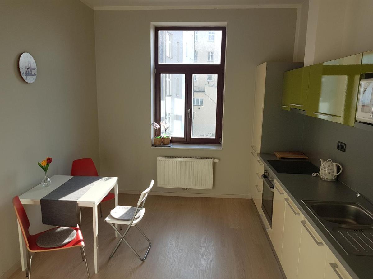 Kavi Apartments #2 بلزن المظهر الخارجي الصورة