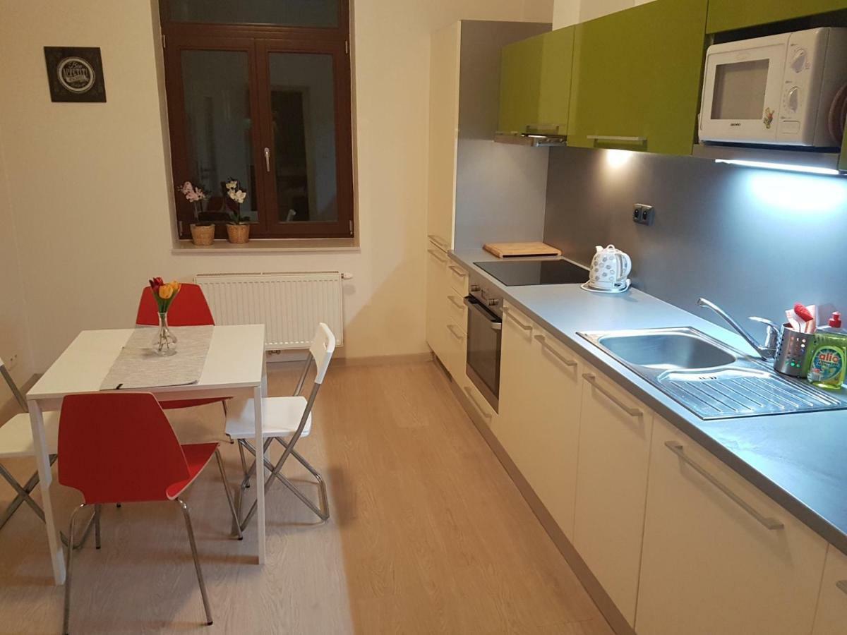 Kavi Apartments #2 بلزن المظهر الخارجي الصورة